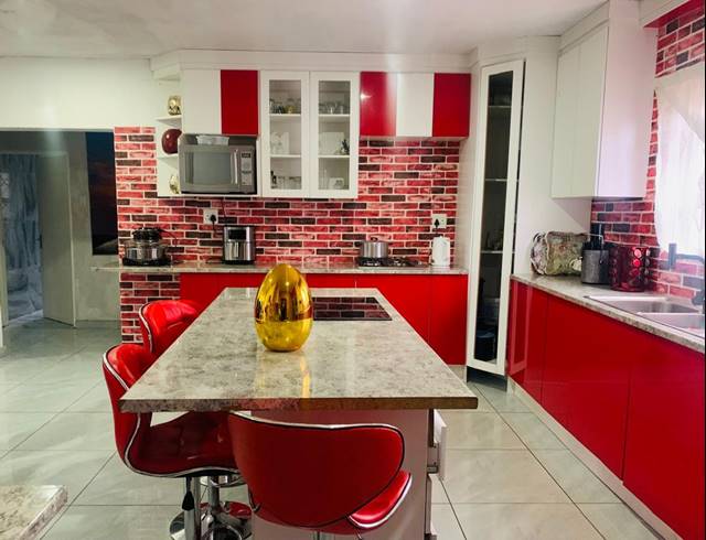 4 BEDROOM HOUSE FOR SALE IN VANDERBIJLPARK CE 4